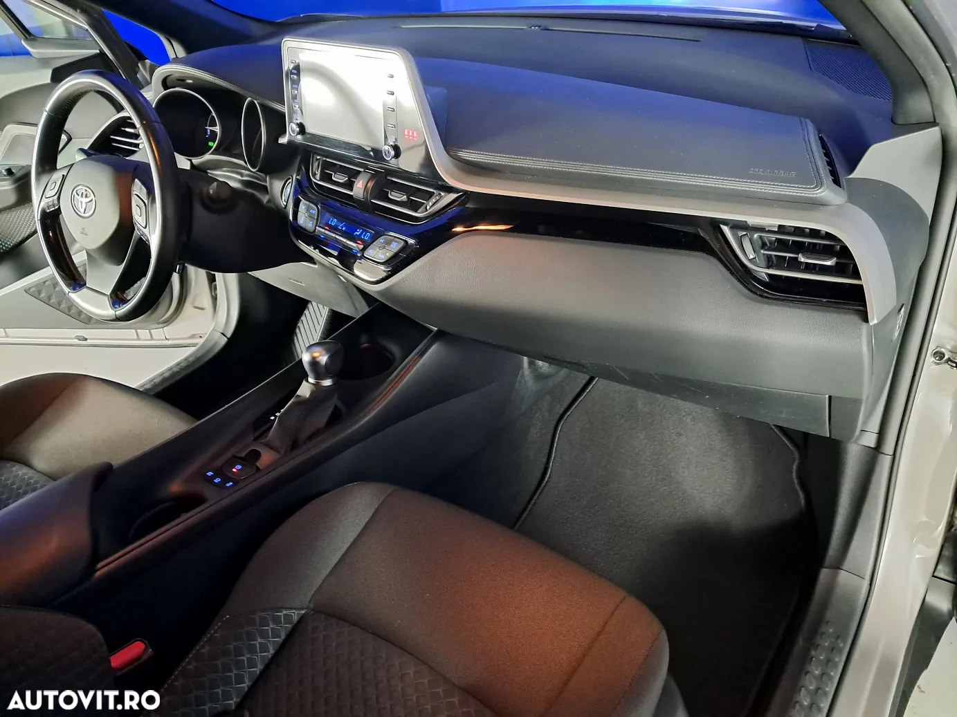 Toyota C-HR - 18