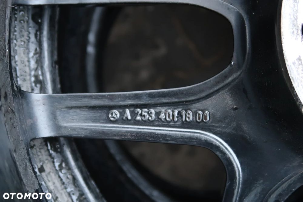 271 Felga Aluminiowa Mercedes A2534011800 8x19et38 - 2