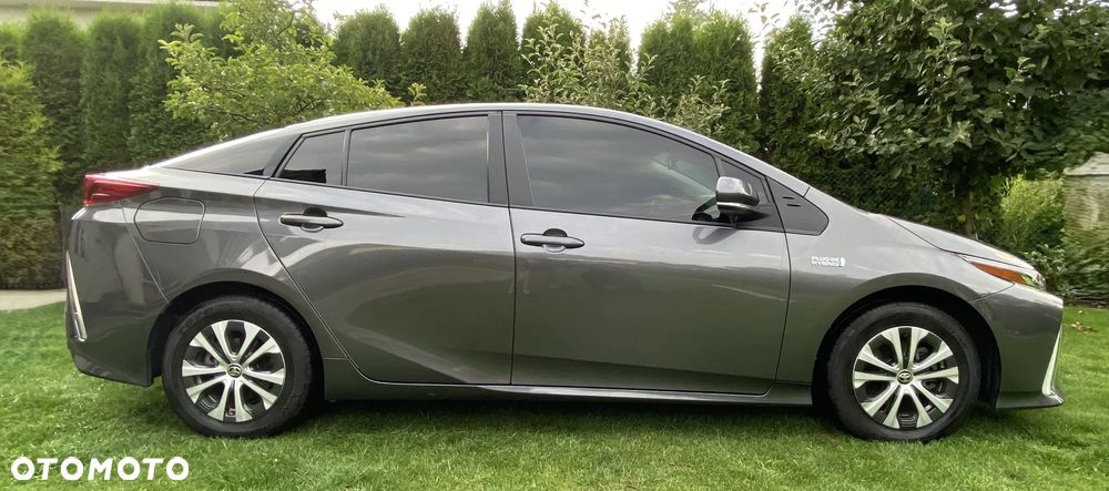 Toyota Prius Plug-in 1.8 Hybrid Executive - 9