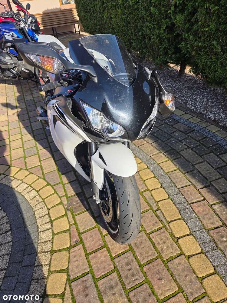 Honda CBR - 5
