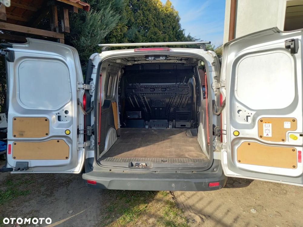 Ford Transit Connect - 8