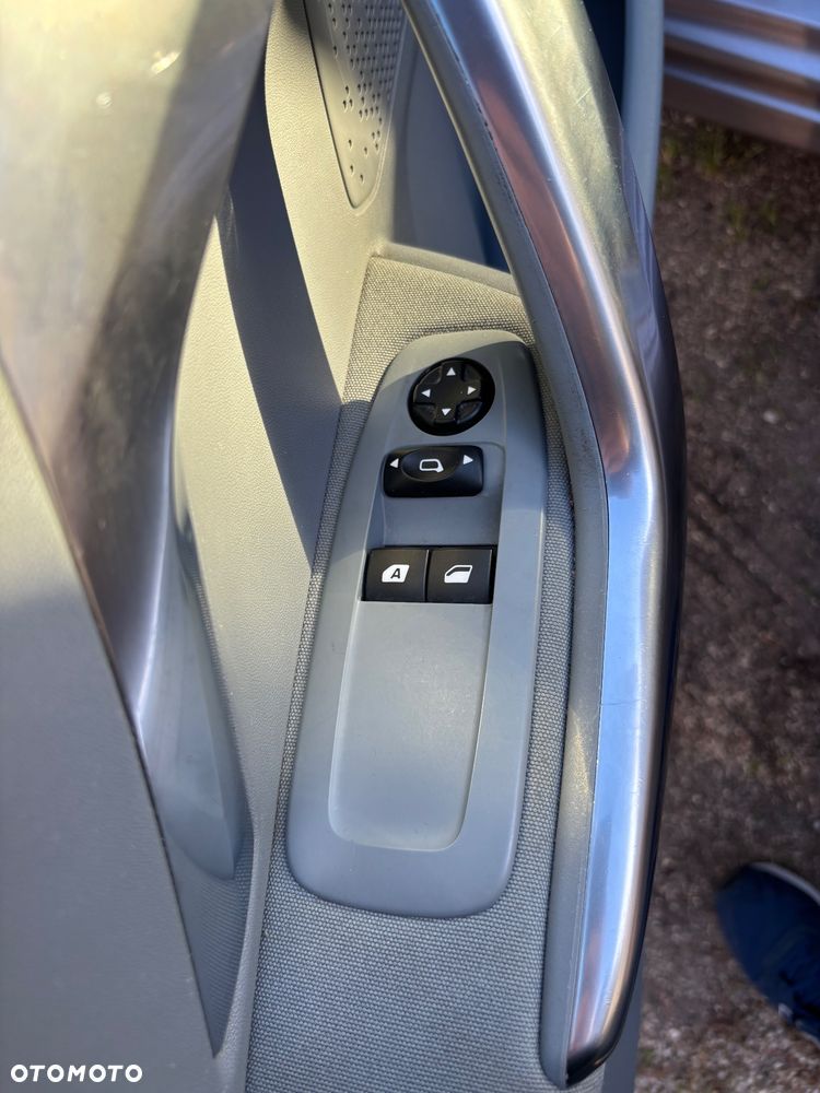 Peugeot 208 1.6 VTi Allure - 17