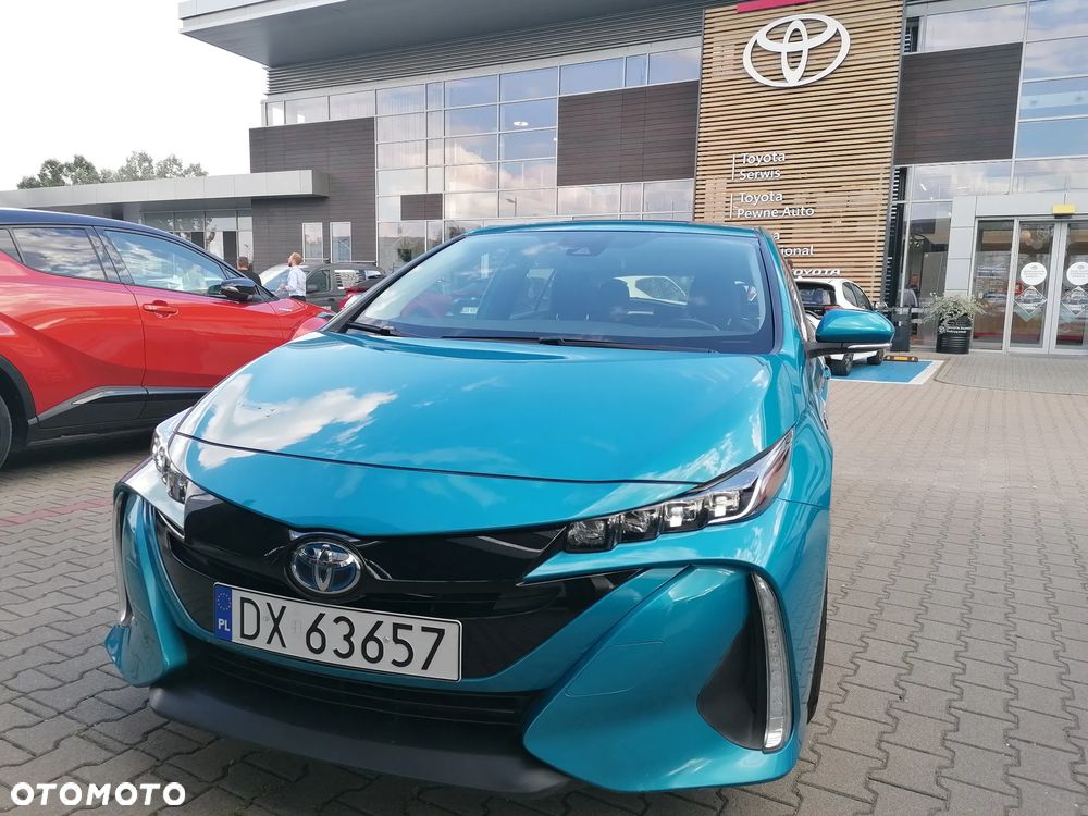 Toyota Prius (Hybrid) Comfort - 3