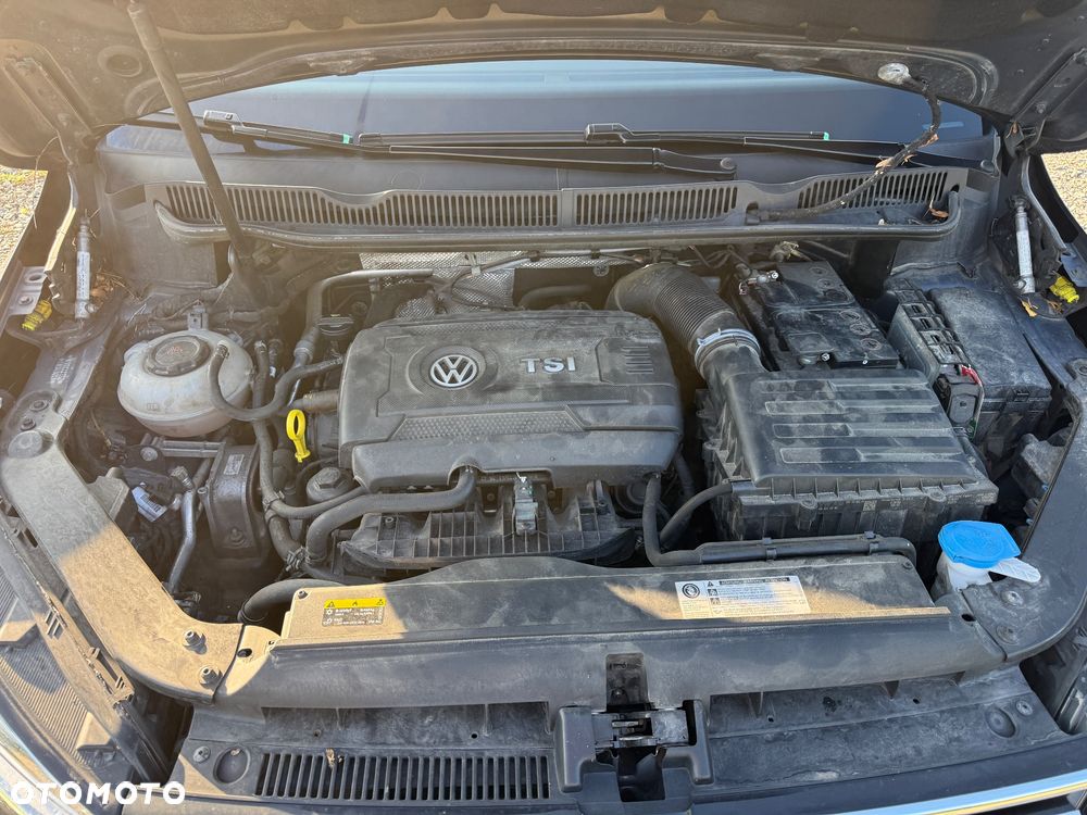 Volkswagen Touran - 29