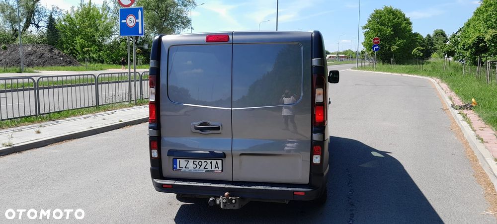 Opel vivaro - 5