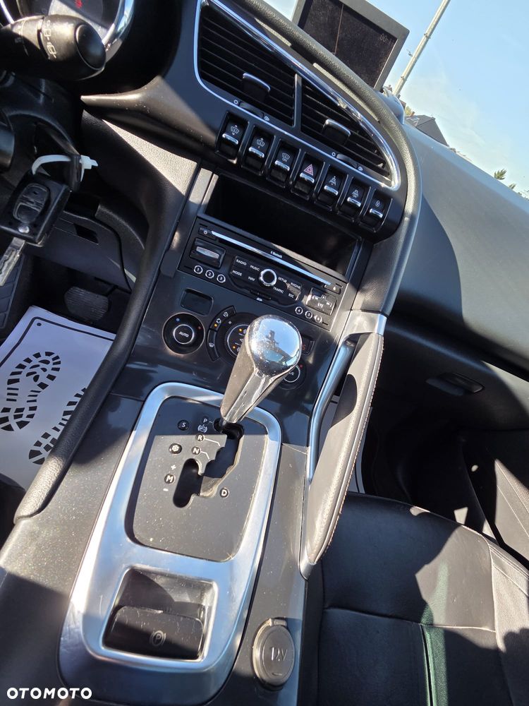 Peugeot 3008 HDi 160 Automatik Allure - 30