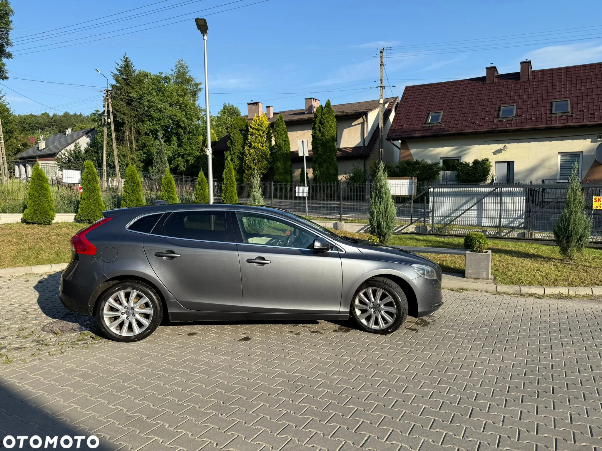 Volvo V40 D2 Summum - 3