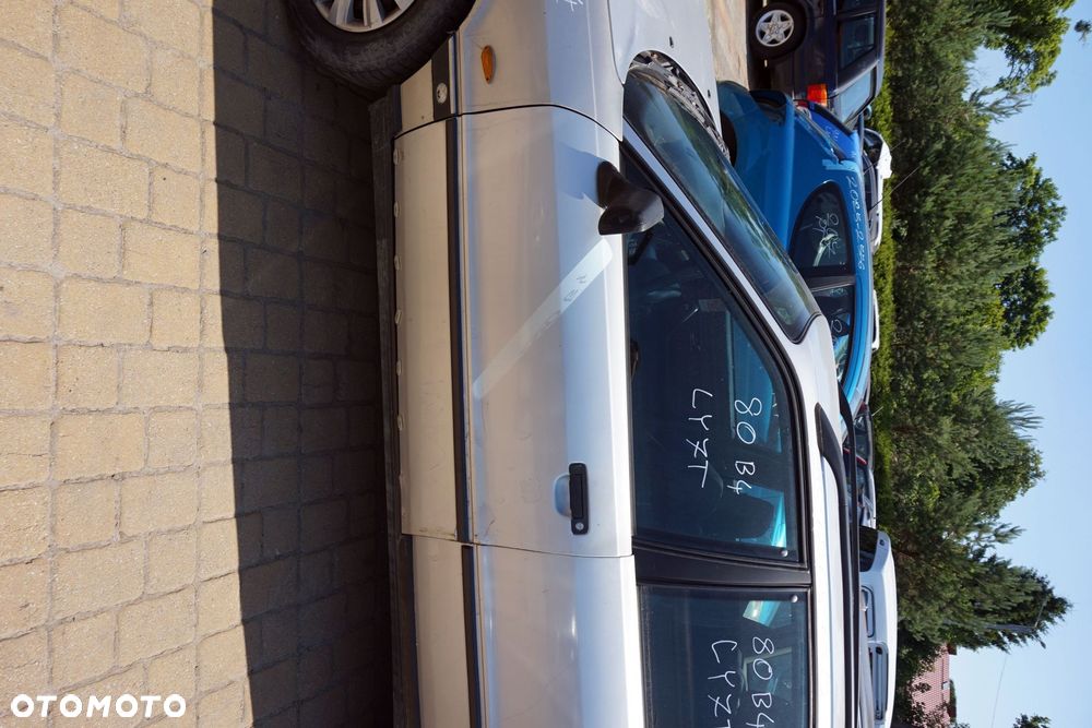 DRZWI PRZEDNIE LEWE 80 B4 LY7T  AUDI 1991-1996 - 1