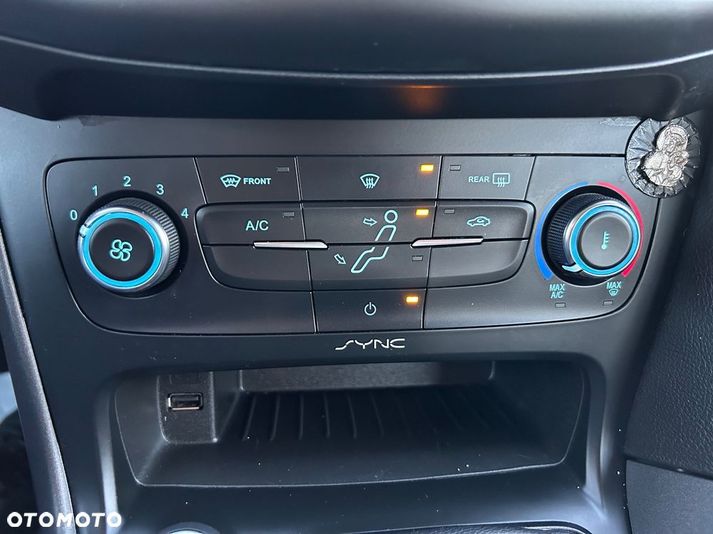 Ford Focus 1.6 Trend - 16