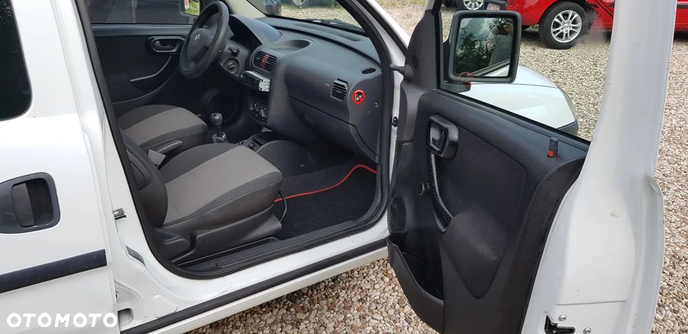 Opel Combo - 12