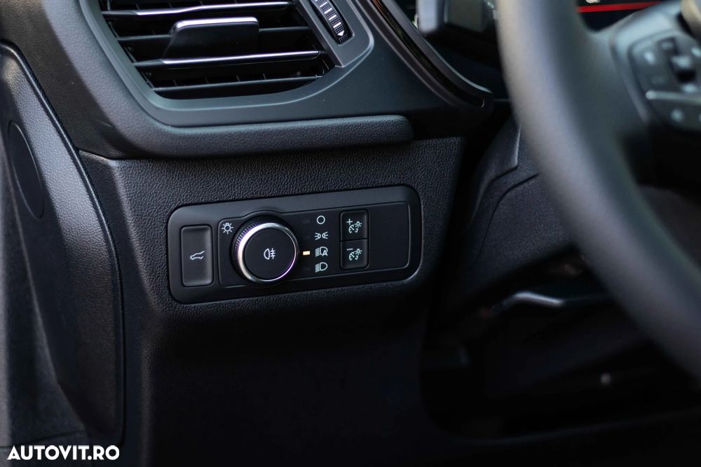 Ford Kuga 1.5 EcoBoost A8 FWD ST-Line X - 13