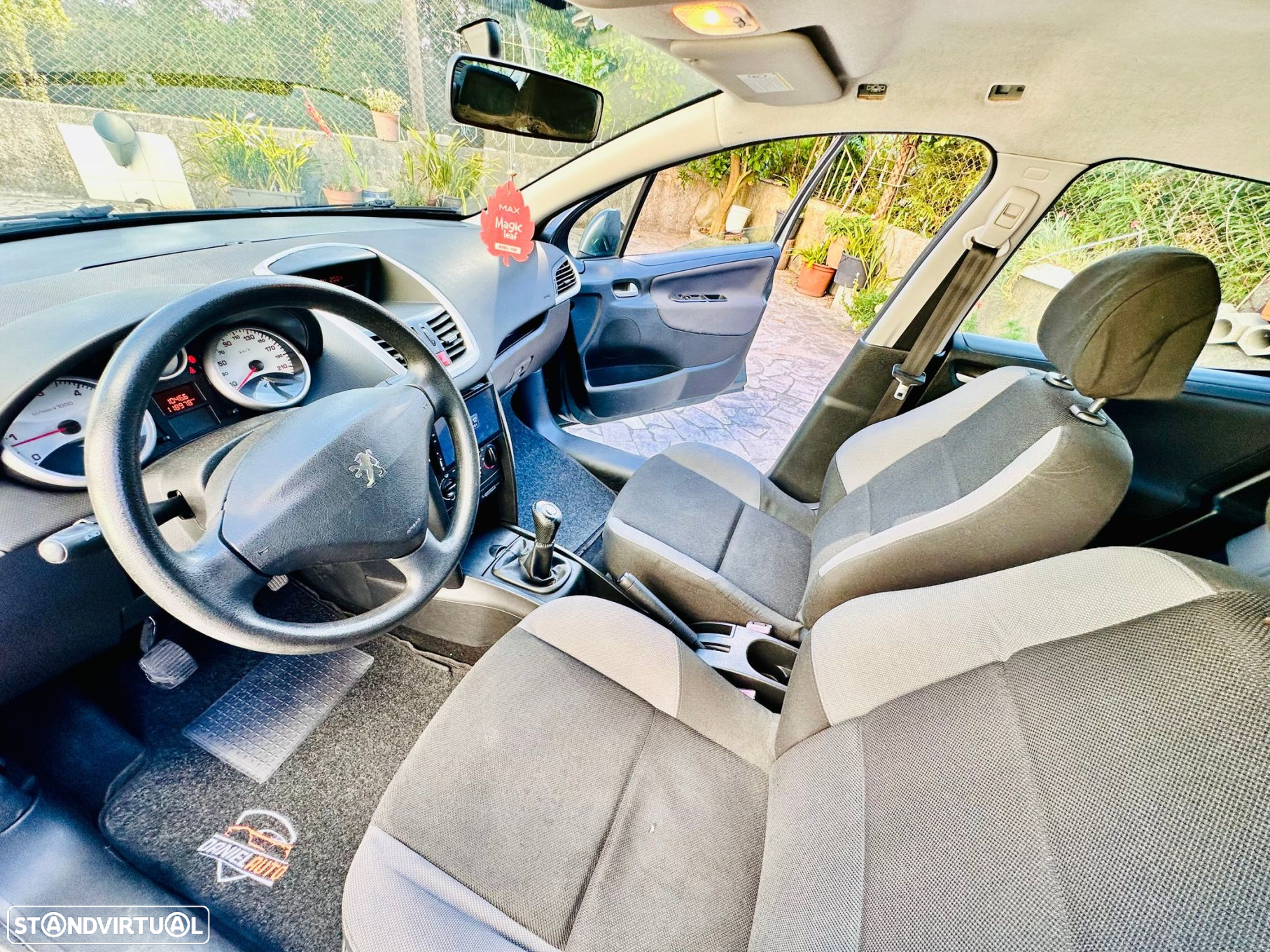 Peugeot 207 1.4 HDi SE Sportium - 8