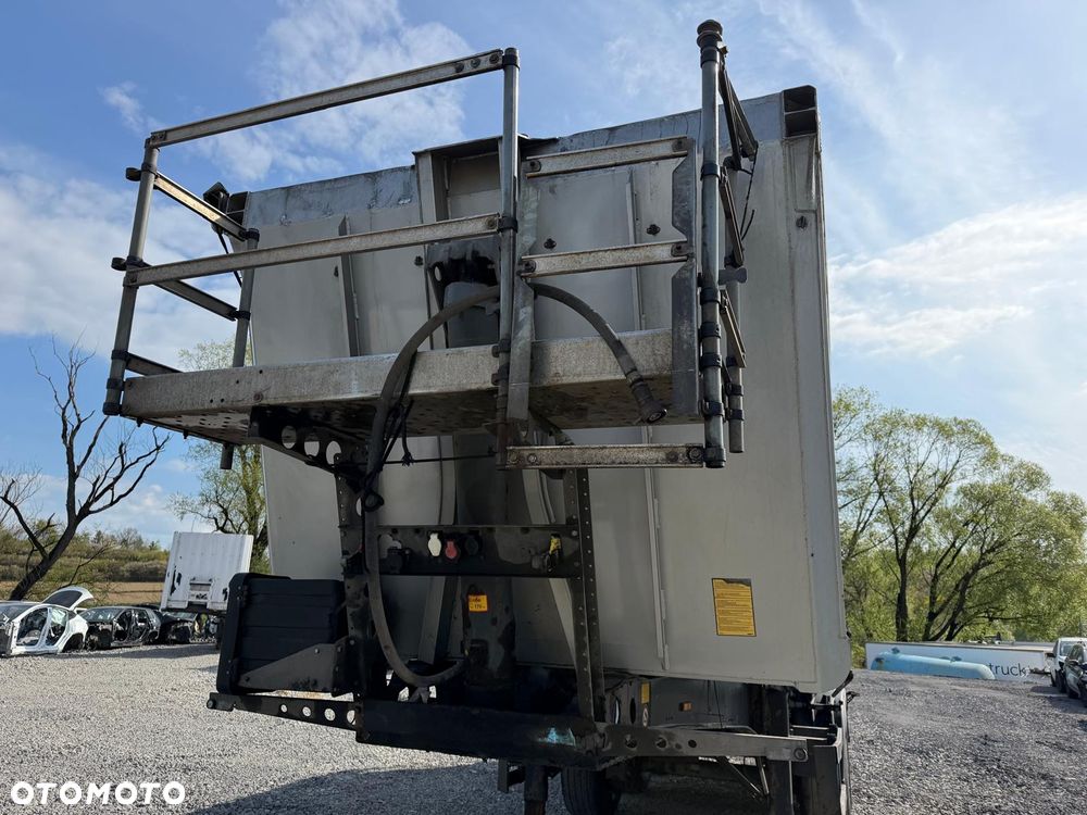 Schmitz Cargobull SKI 24/SL/8.2 - 10