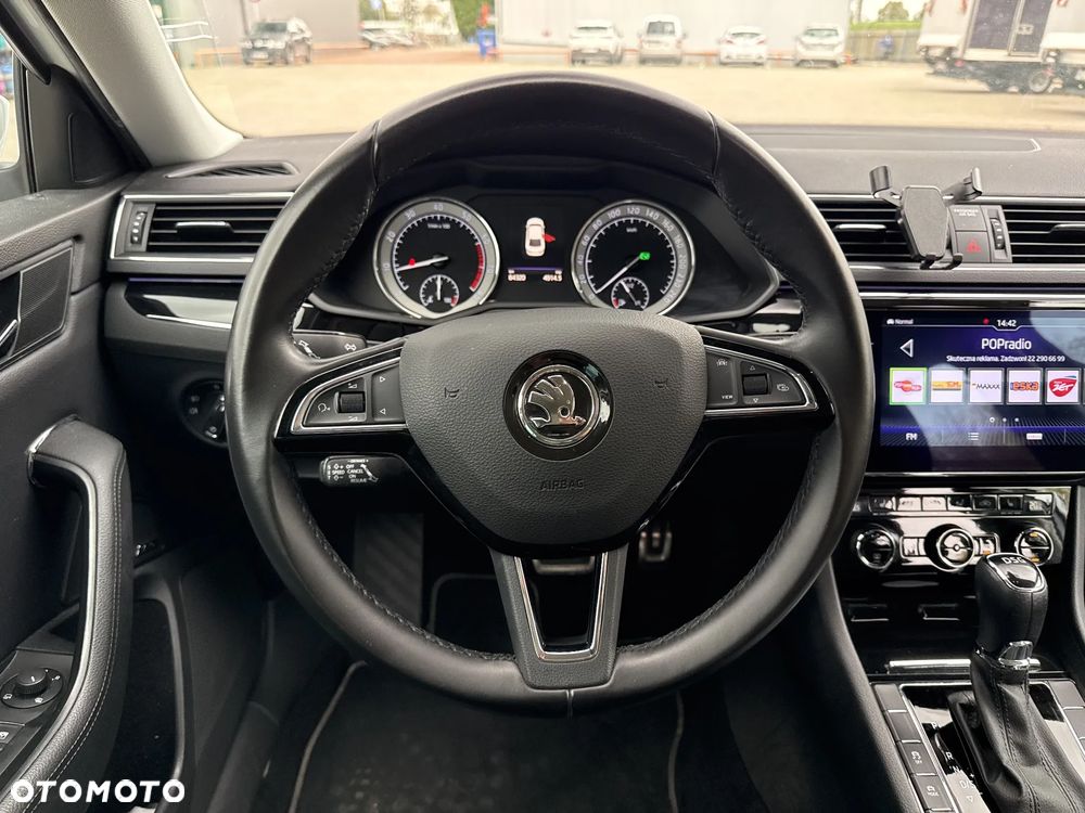 Skoda Superb 2.0 TSI L&K DSG - 26