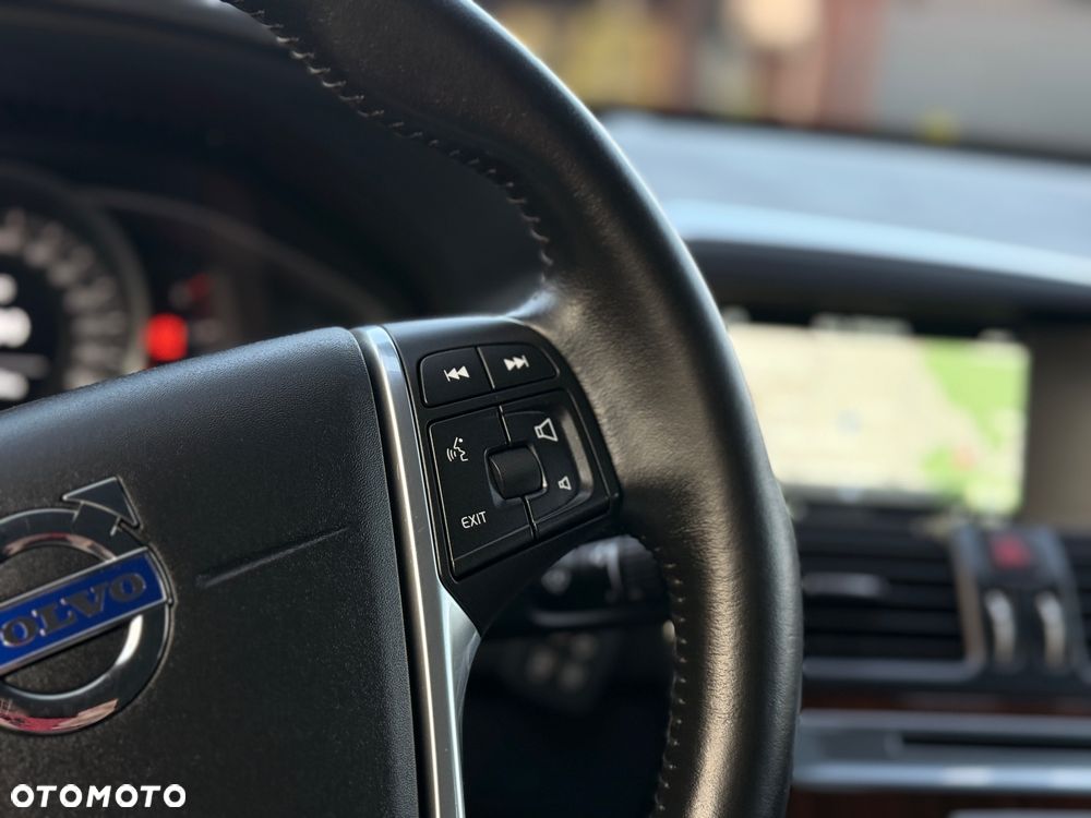 Volvo XC 60 D4 Drive-E Momentum - 26