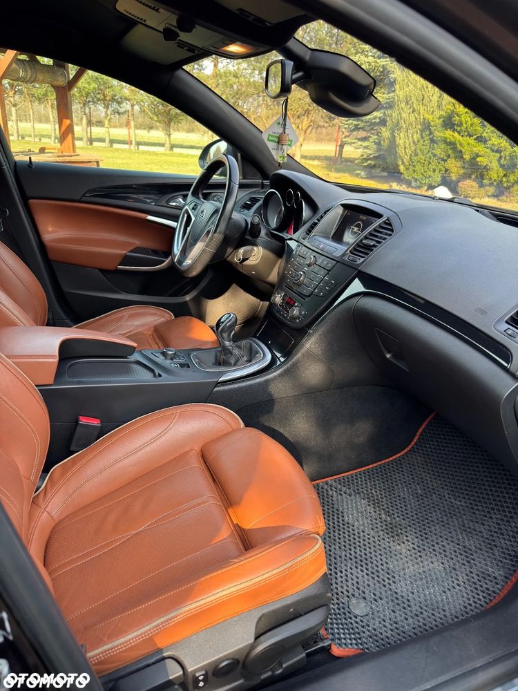 Opel Insignia - 15