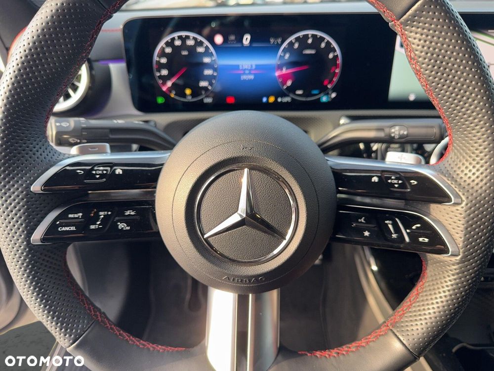 Mercedes-Benz CLA 200 AMG Line 7G-DCT - 13