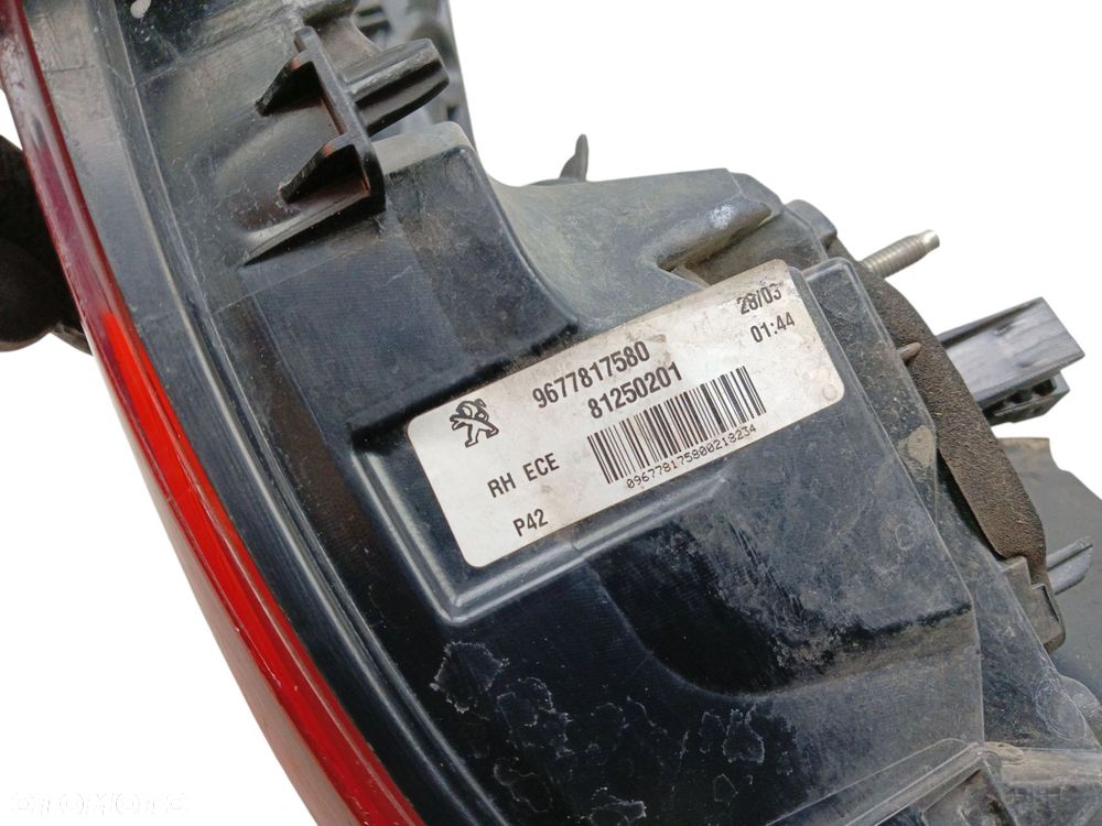 LAMPA PRAWY TYŁ PEUGEOT 308 II T9 (2014-2017) 1.6 BlueHDI 120KM - 6