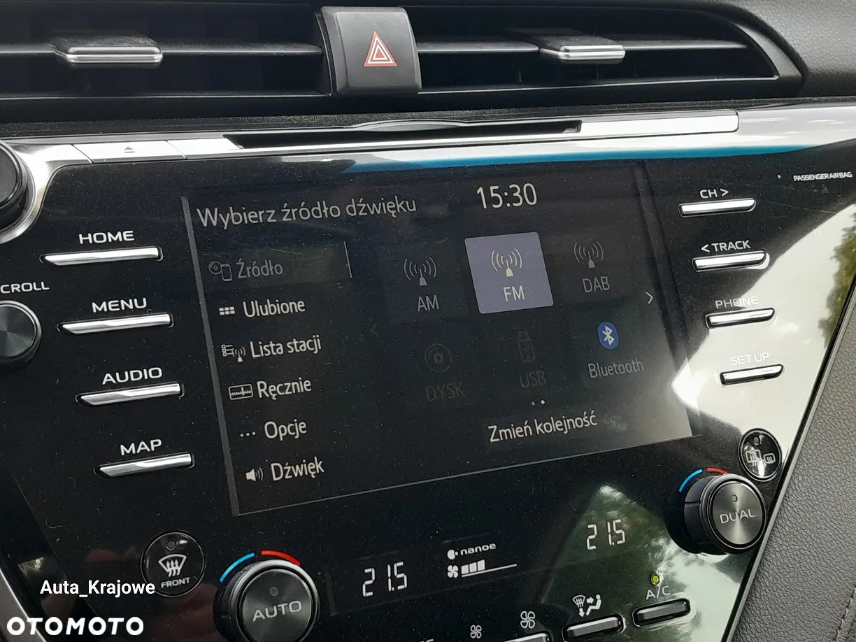 Toyota Camry 2.5 Hybrid Executive CVT - 15