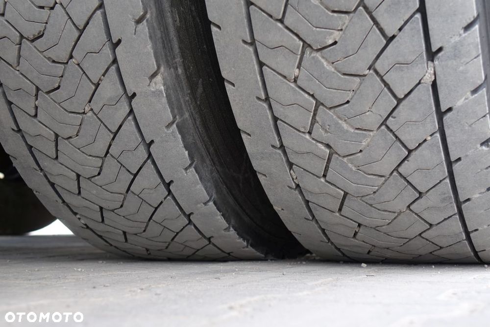 Renault D26 WIDE 6x2 / FIRANKA / EURO6 / AUTOMAT / NOWE PLANDEKI / OŚ PODNOSZONA I SKRĘTNA / WINDA ZAŁADUNKOWA - 15