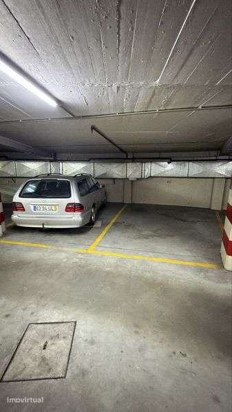 Vendo 2 lugares de garagem - Grande imagem: 5/8
