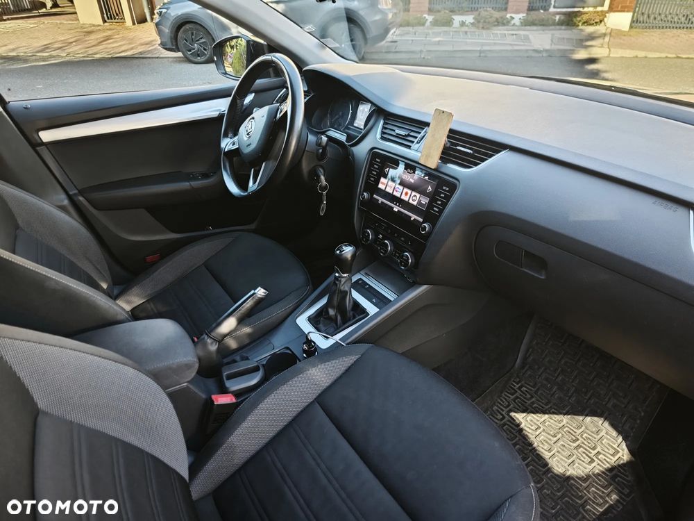 Skoda Octavia 1.5 TSI GPF ACT Ambition - 10