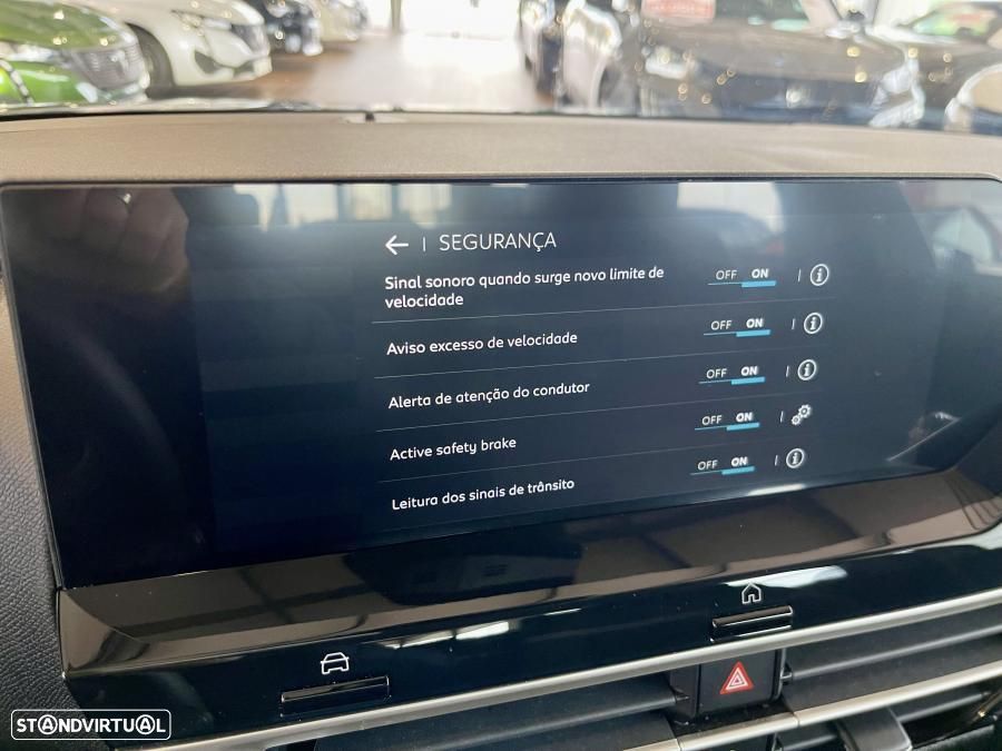 Citroën C4 X 1.2 PureTech Plus EAT8 - 22