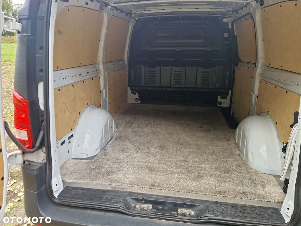Mercedes-Benz Vito - 18