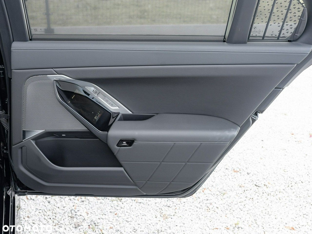 BMW Seria 7 - 28