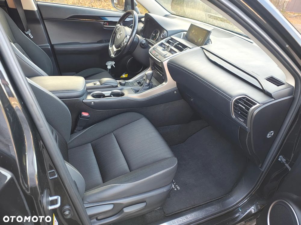 Lexus NX 300h Elegance 2WD - 21