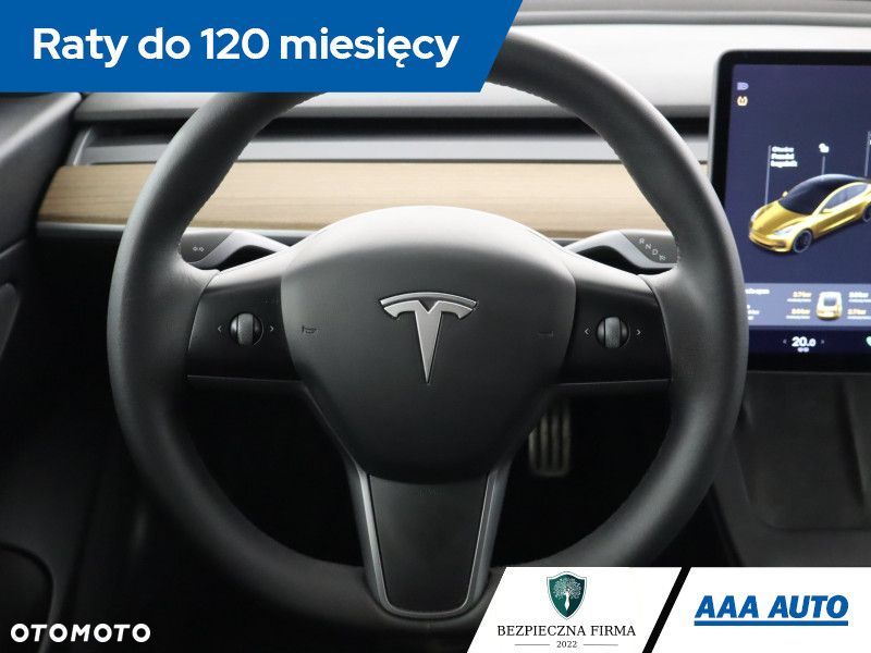 Tesla Model 3 - 16