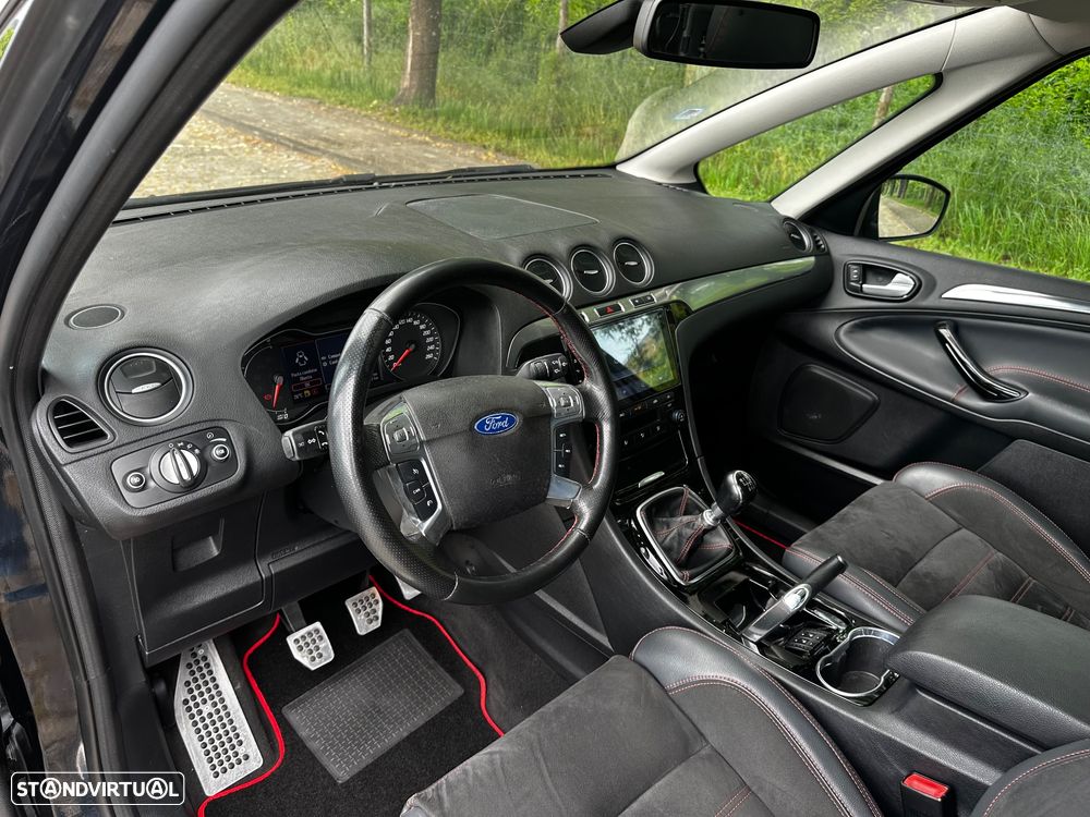 Ford S-Max 2.0 TDCi DPF Titanium - 25