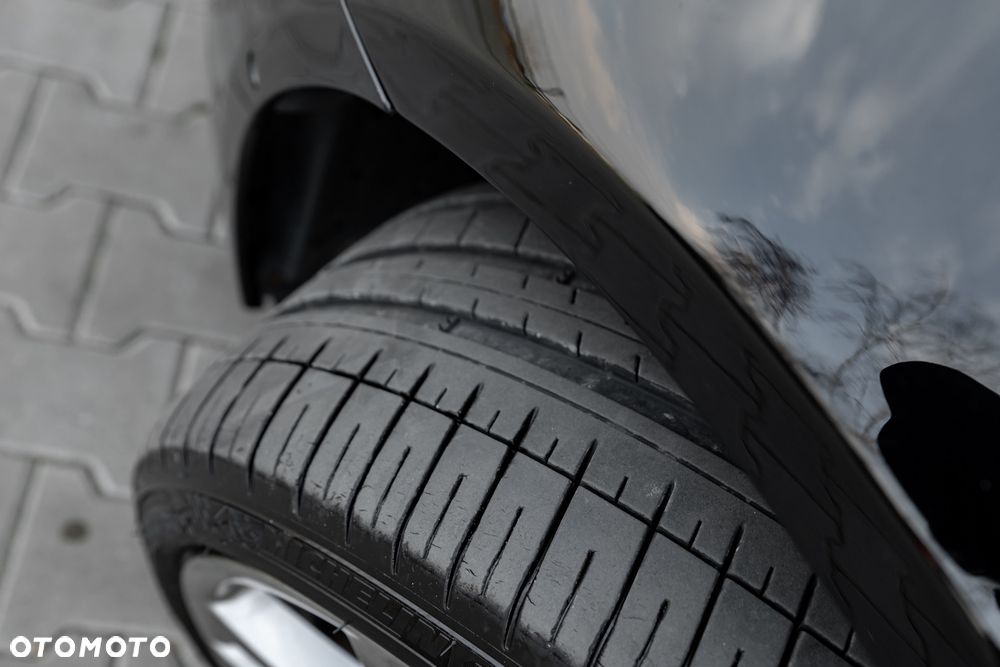 BMW Seria 5 M550d xDrive - 41