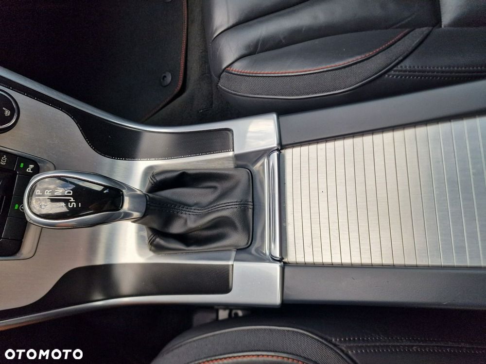 Volvo XC 60 D4 Geartronic Ocean Race - 33
