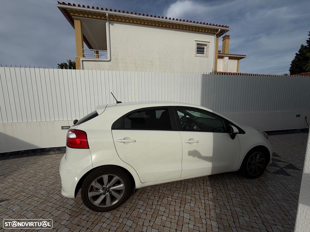 Kia Rio 1.1 CRDi LX - 2