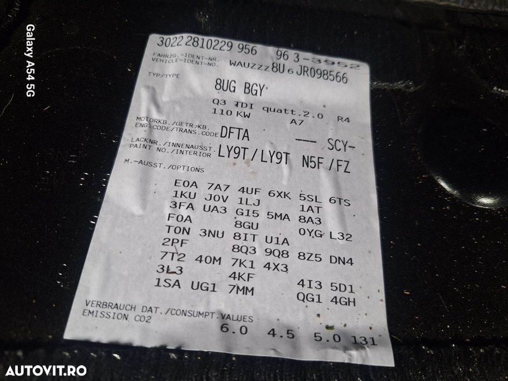 Dezmembrez Audi Q3 2.0 tdi DFT 150 cp culoare negru LY9T - 7