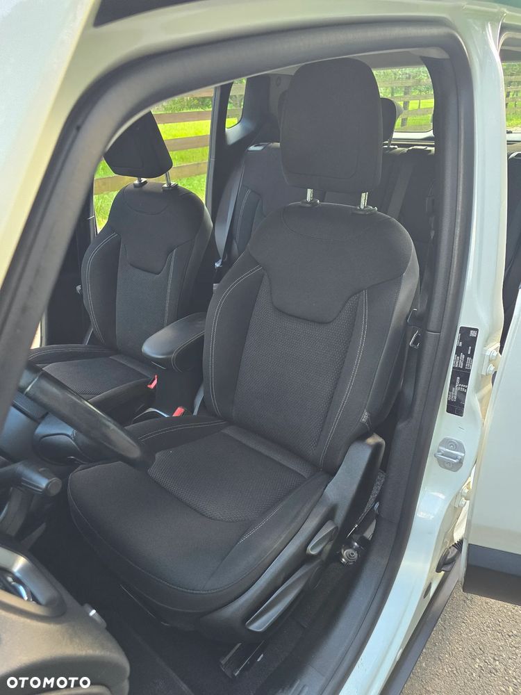 Jeep Renegade 1.3 T-GDI Automatik Limited - 21