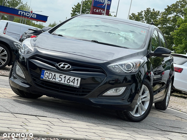 Hyundai i30 1.6 CRDi BlueDrive Classic +