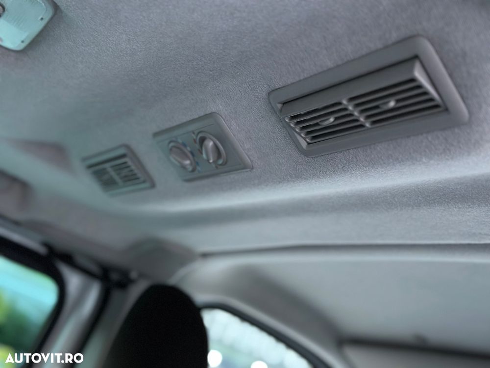 Renault Trafic - 8