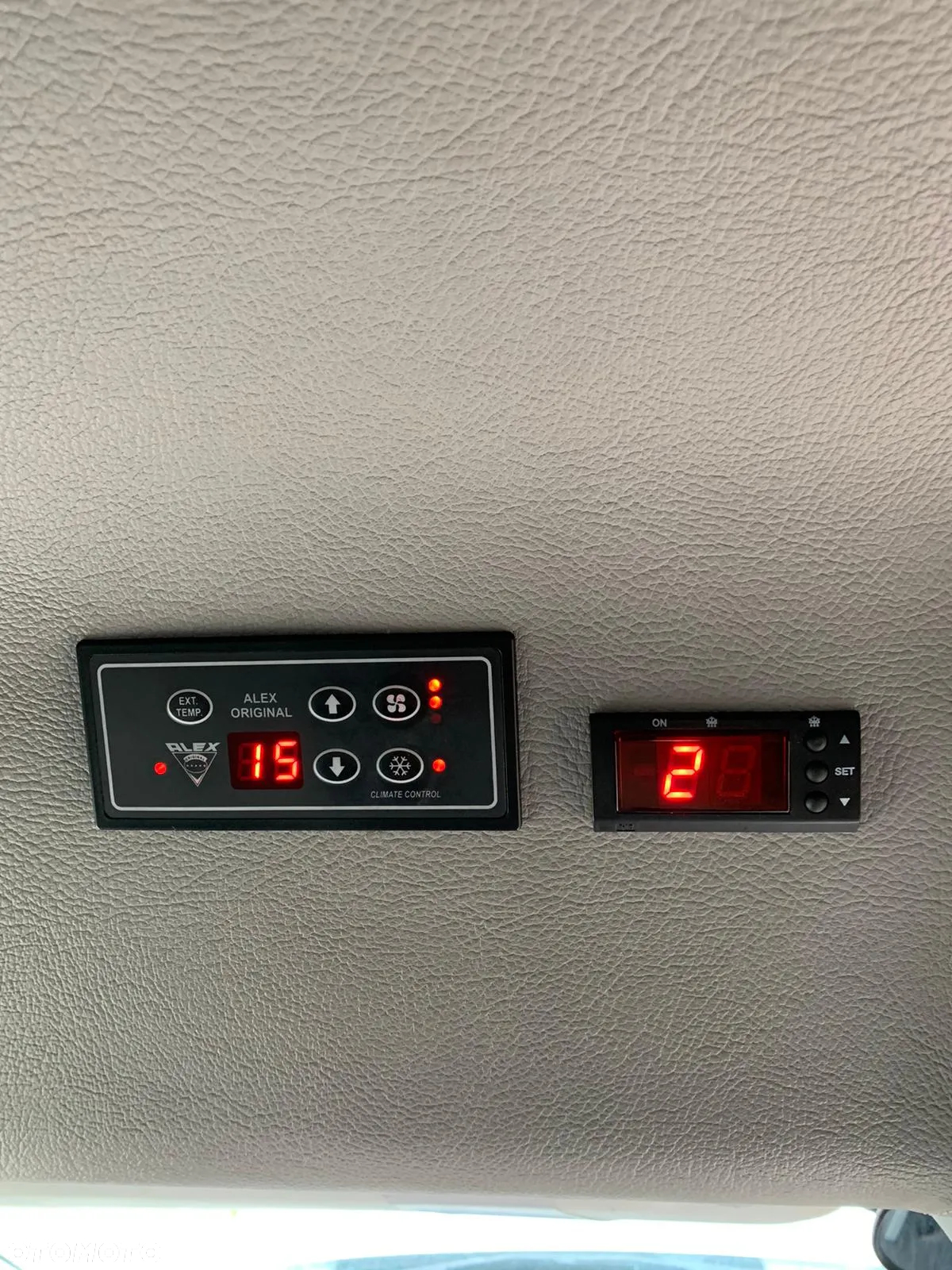 Iveco Daily - 21 miejsc - 15