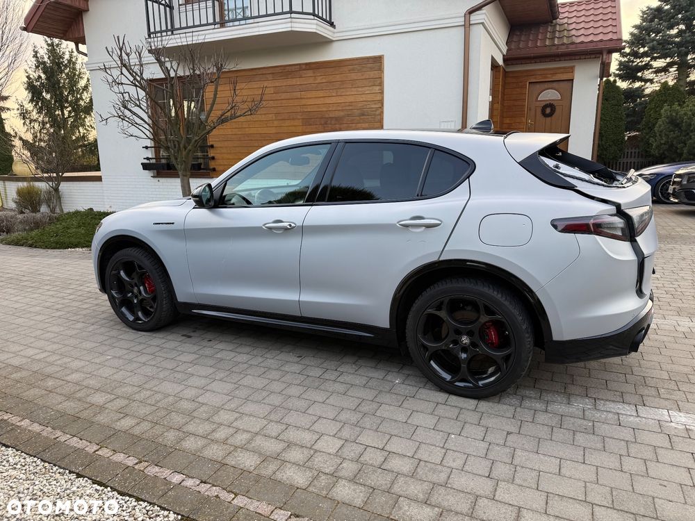 Alfa Romeo Stelvio 2.0 Turbo Competizione Q4 - 5