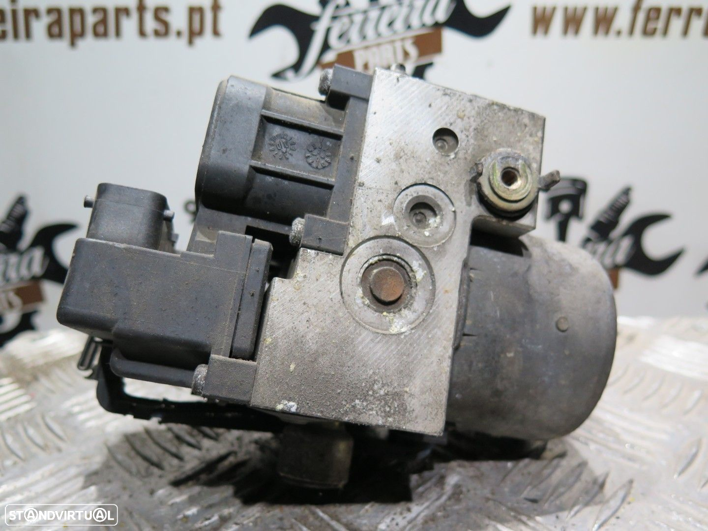 Modulo ABS Nissan Almera REF: 476604M520 - 3