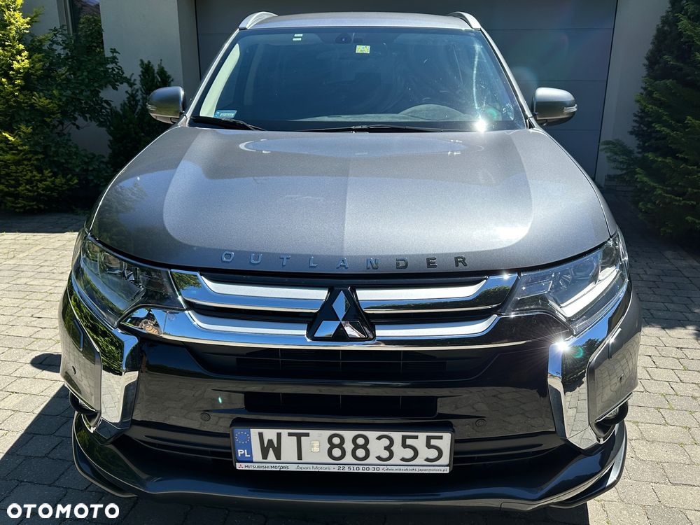 Mitsubishi Outlander - 8