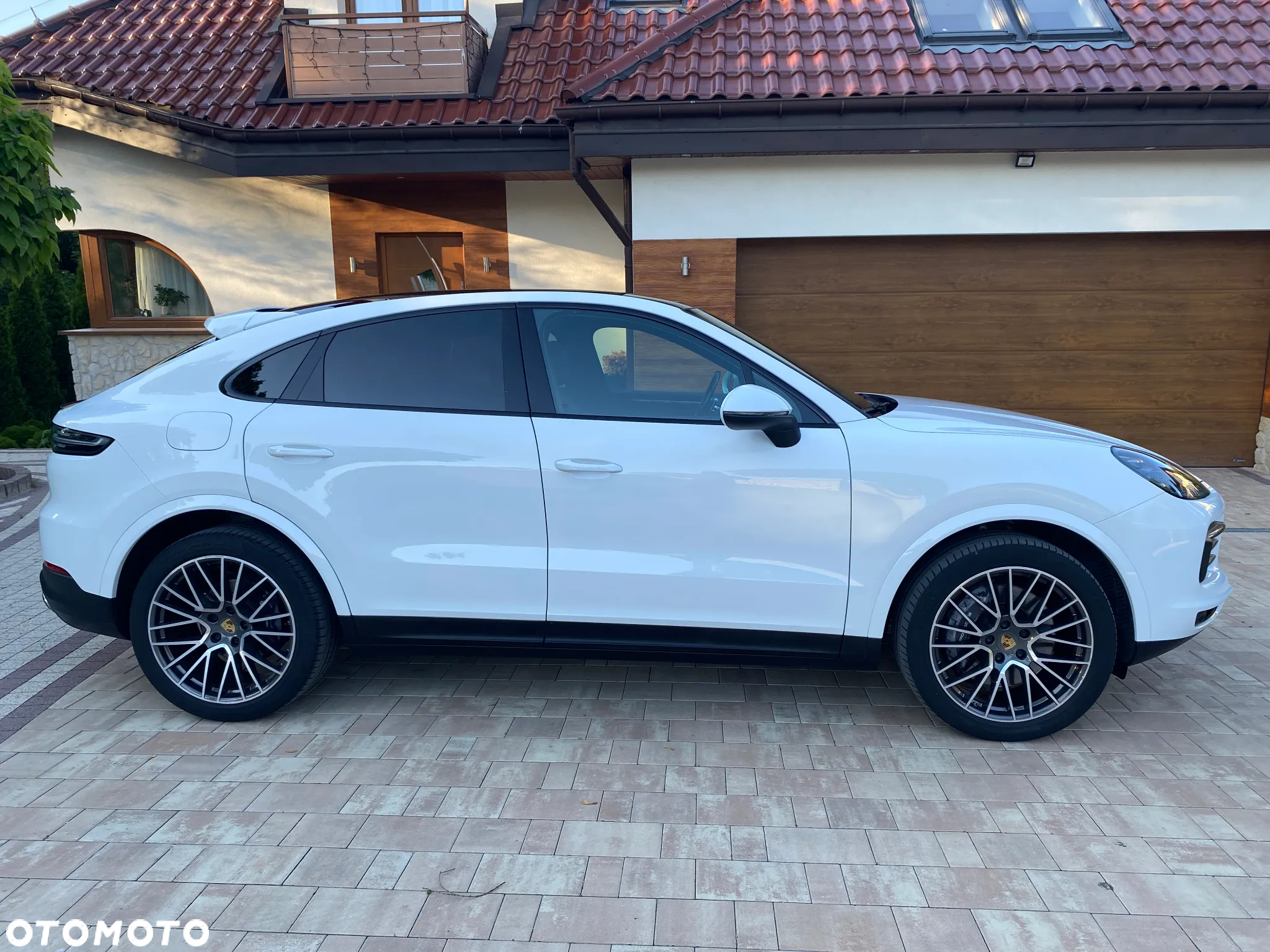 Porsche Cayenne Coupe - 6