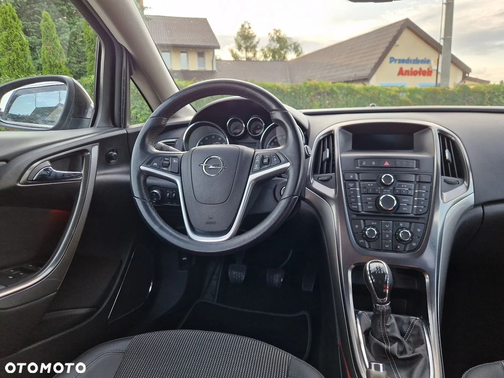 Opel Astra IV 1.4 T Cosmo S&S - 8