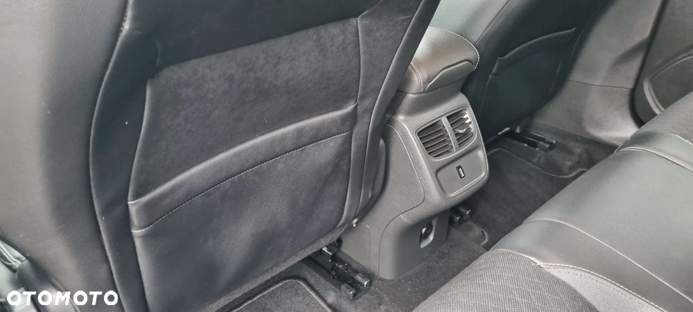 Opel Grandland X 1.2 T GPF Design Line S&S - 27