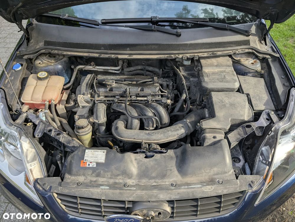 Ford Focus ver-1-6-trend-eu5 - 18