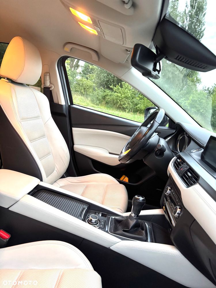 Mazda 6 - 4
