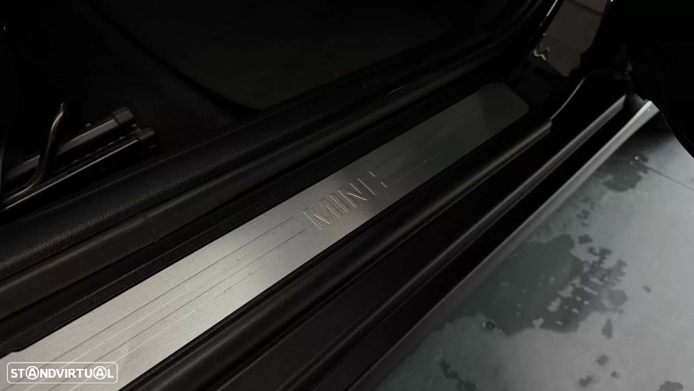 MINI 5 Portas Cooper D - 24