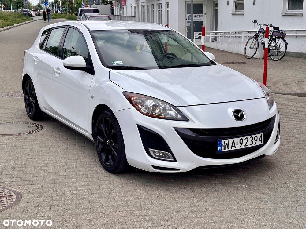 Mazda 3 1.6 Exclusive + - 1